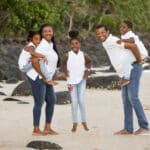 ALL PICS marking the 10th Wedding Anniversary of the OCI Foundation's President and Vice President (...
